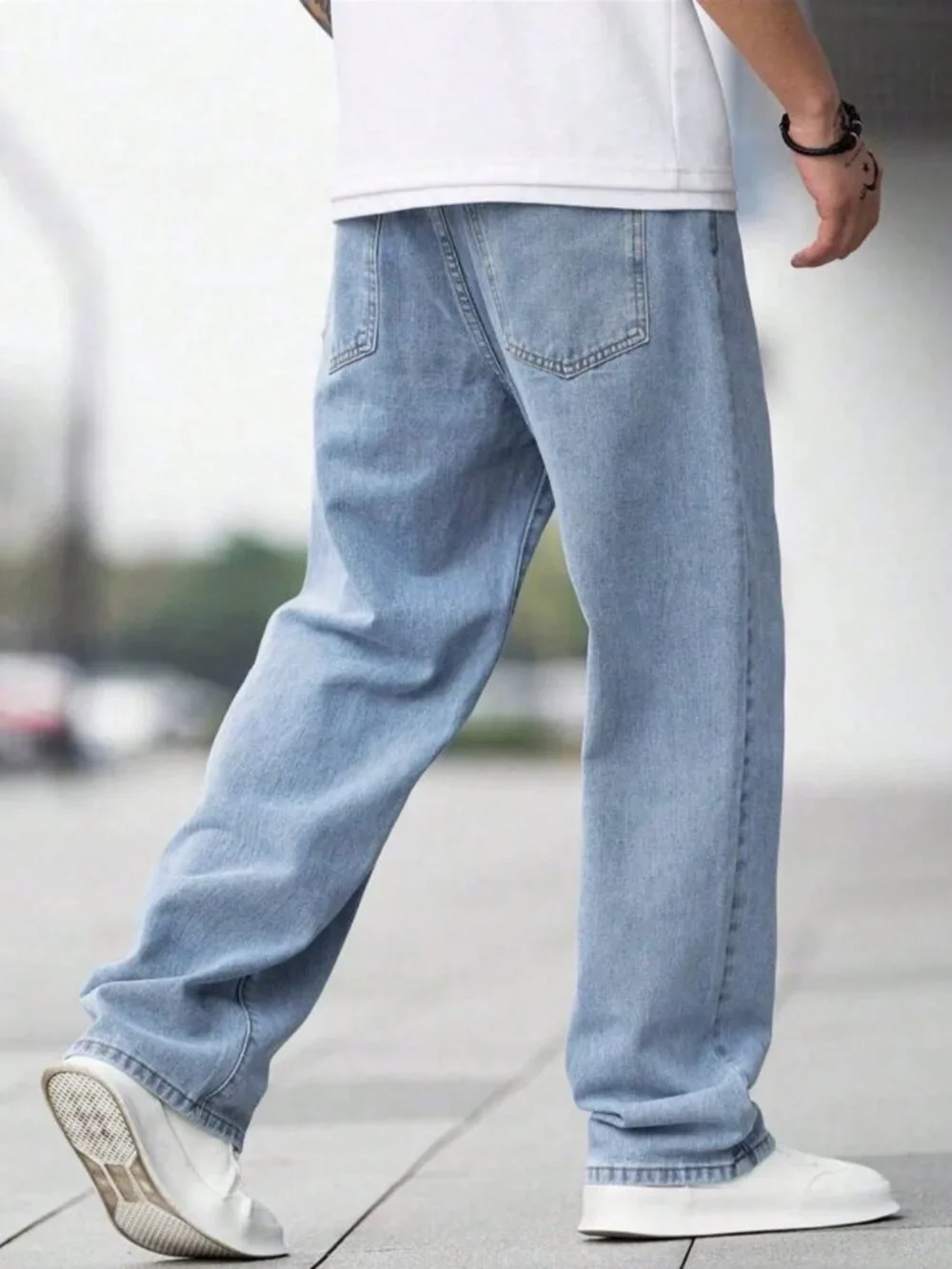 Light Wash Casual Men's Loose-Fit Zip Fly Long Pocket Plain Denim Pants